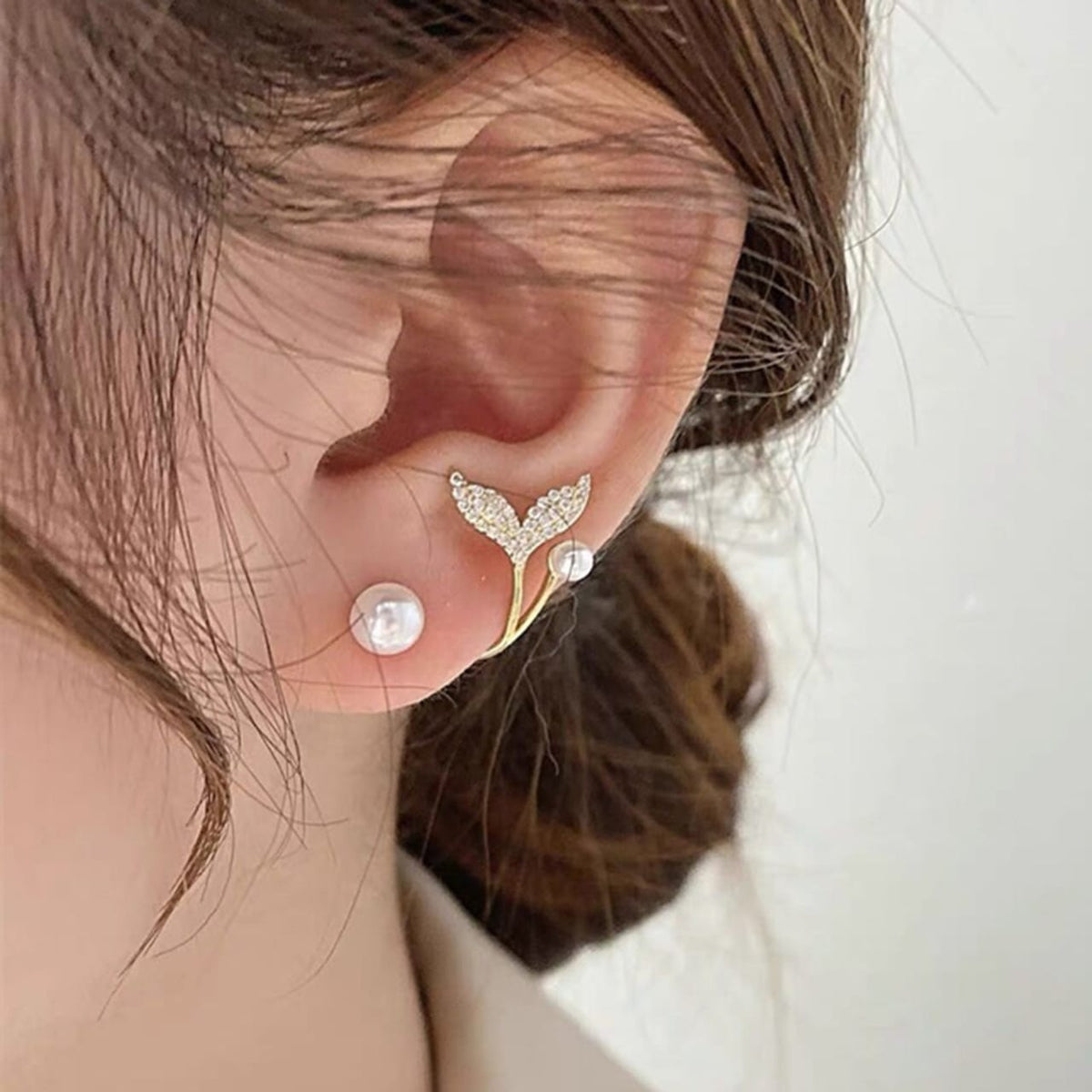 Make a Splash: AUJ-939 Korean Fish Tail Earrings